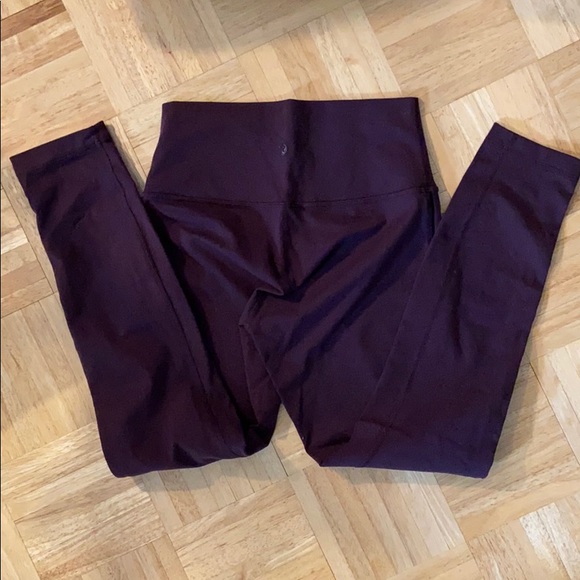 EUC Lululemon 7/8 Purple Leggings - Picture 2 of 7